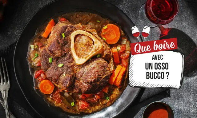 Un plat d'osso bucco savoureux, avec carottes et tomates, servi sur une assiette noire. La question "Quel vin avec osso bucco ?" est mise en avant.
